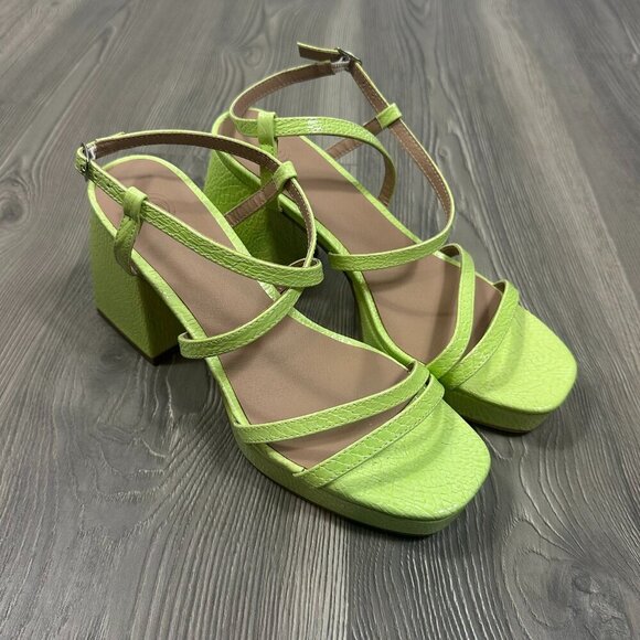 Urban Outfitters Green Strappy Platform Block Heel Sandals Women’s Size 8 - Picture 1 of 5
